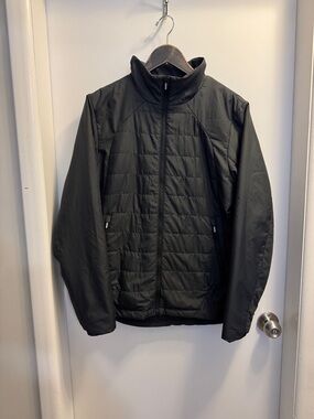 Women’s Black Insulated Zip-Up Jacket